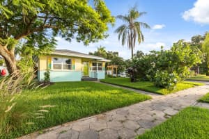 2558 2ND AVENUE, SAINT PETERSBURG, FL 33712 Sold 09/19/24