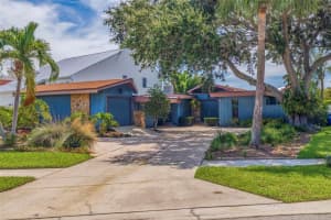 1932 ARROWHEAD DRIVE, SAINT PETERSBURG, FL 33703 Sold 03/05/25