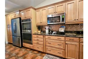 8523 CHERRY HILL DRIVE, LAKELAND, FL 33810 Sold 09/23/24