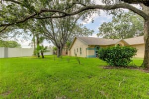 615 BAYSIDE DRIVE, TARPON SPRINGS, FL 34689 Sold 11/01/24