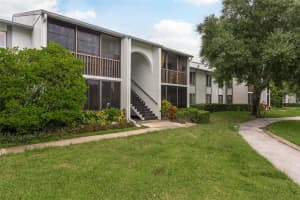 1207 PINE RIDGE CIRCLE, TARPON SPRINGS, FL 34688 Sold 02/04/25
