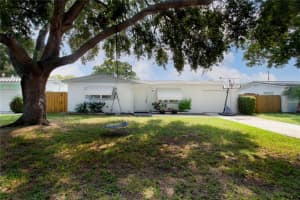 8467 109TH WAY, SEMINOLE, FL 33772 Sold 02/14/25