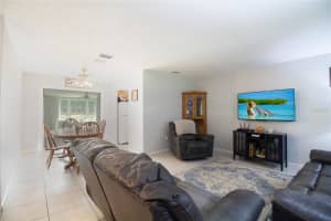 8467 109TH WAY, SEMINOLE, FL 33772 Sold 02/14/25