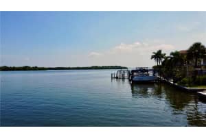 2121 BAYOU GRANDE BOULEVARD, ST PETERSBURG, FL 33703 - MLS#MFRU8253104