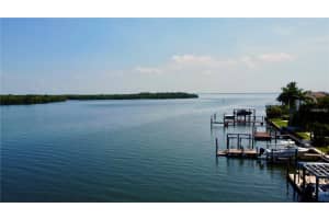 2121 BAYOU GRANDE BOULEVARD, ST PETERSBURG, FL 33703 - MLS#MFRU8253104