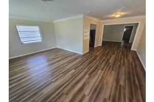 827 20TH AVENUE, SAINT PETERSBURG, FL 33705 Sold 02/26/25