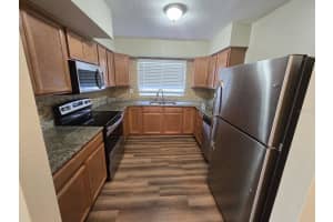 827 20TH AVENUE, SAINT PETERSBURG, FL 33705 Sold 02/26/25