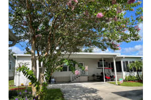 6904 Americana Dr Ne #171, ST PETERSBURG