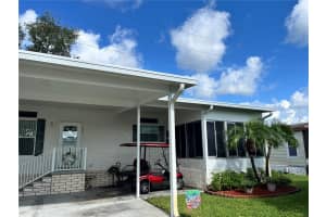 6904 AMERICANA DRIVE, ST PETERSBURG, FL 33702 - MLS#MFRU8253235