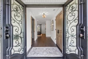 1500 ALHAMBRA WAY, SAINT PETERSBURG, FL 33705 Sold 09/05/24