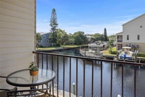 364 MOORINGS COVE DRIVE, TARPON SPRINGS, FL 34689 Sold 10/18/24