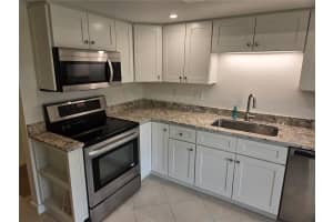 643 FAIRMONT AVENUE, SAFETY HARBOR, FL 34695 Sold 03/19/25