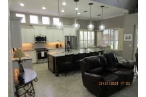 2482 LAUREL GLEN DRIVE, LAKELAND, FL 33803 Sold 10/21/24