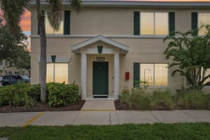 257 CAPE HARBOUR LOOP, BRADENTON, FL 34212 Sold 11/07/24