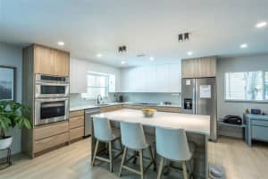 1658 SUMMIT WAY, DUNEDIN, FL 34698 Sold 12/13/24