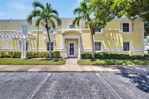 5005 COQUINA KEY DRIVE, ST PETERSBURG, FL 33705 Sold 05/19/25