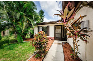 2014 MONTEGO COURT, OLDSMAR, FL 34677 Sold 08/28/25
