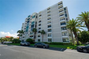 855 Bayway Blvd #402, CLEARWATER BEACH