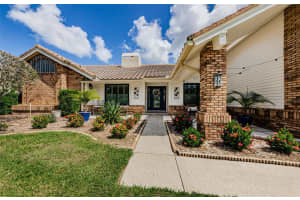 2922 PARKCREEK DRIVE, CLEARWATER, FL 33759 Sold 11/18/24