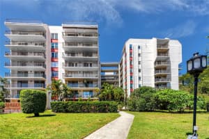 2699 SEVILLE BOULEVARD, CLEARWATER, FL 33764 Sold 01/10/25
