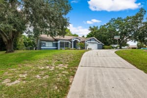 12077 CROMWELL WAY, SPRING HILL, FL 34609 Sold 10/25/24