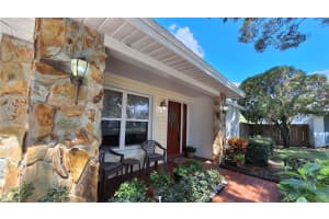 28 HARBOR LAKE CIRCLE, SAFETY HARBOR, FL 34695 Sold 10/23/24