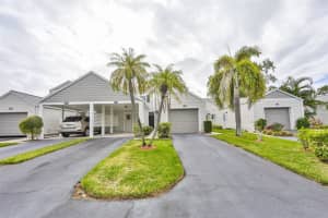 9354 WESTLINKS TERRACE, SEMINOLE, FL 33777 Sold 11/01/24