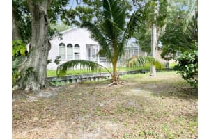 5841 BAY PINES LAKES BOULEVARD, SAINT PETERSBURG, FL 33708 - MLS#MFRU8253975
