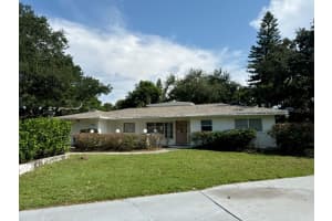 1905 PINETREE LANE, LARGO, FL 33770 Sold 01/27/25