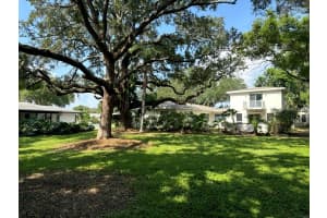 1905 PINETREE LANE, LARGO, FL 33770 Sold 01/27/25