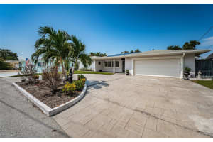 4751 BAYWOOD POINT DRIVE, GULFPORT, FL 33711 - MLS#MFRU8254162