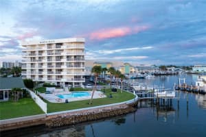 2539 GARY CIRCLE, DUNEDIN, FL 34698 Sold 08/19/25