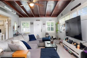 1411 SUFFOLK STREET, SAINT PETERSBURG, FL 33710 Sold 12/27/24