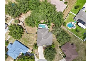 350 WEATHER WOOD COURT, LEESBURG, FL 34748 Sold 02/27/25