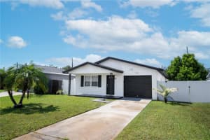 1861 SHORE ACRES BOULEVARD, ST PETERSBURG, FL 33703 Sold 04/17/25