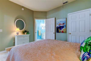 10764 70TH AVENUE, SEMINOLE, FL 33772 Sold 10/03/24