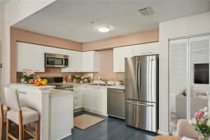 701 MIRROR LAKE DRIVE, ST PETERSBURG, FL 33701 Sold 05/06/25