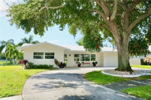 522 SHORE DRIVE, LARGO, FL 33771 Sold 11/26/24