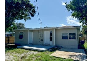 1908 55TH STREET, GULFPORT, FL 33707 Sold 02/27/25
