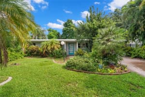 2517 TRINIDAD STREET, SARASOTA, FL 34231 Sold 08/20/25
