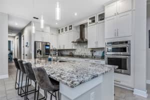 855 BAYSHORE DRIVE, TARPON SPRINGS, FL 34689 Sold 12/16/24