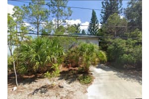 600 HIGHLAND AVENUE, DUNEDIN, FL 34698 Sold 10/10/24