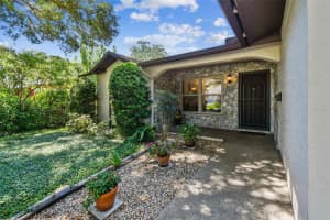 3500 35TH STREET, SAINT PETERSBURG, FL 33713 Sold 11/05/24