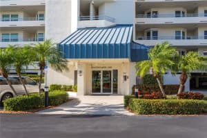 7974 SAILBOAT KEY BOULEVARD, SOUTH PASADENA, FL 33707 Sold 04/02/25