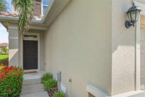 555 52ND TERRACE, SAINT PETERSBURG, FL 33703 Sold 10/31/24