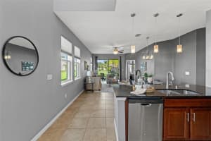 555 52ND TERRACE, SAINT PETERSBURG, FL 33703 Sold 10/31/24