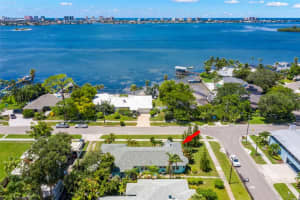 1815 SUNSET DRIVE, CLEARWATER, FL 33755 Sold 12/30/24
