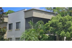 3300 Fox Chase Cir N #231, PALM HARBOR