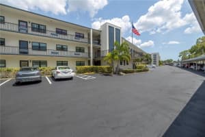 5990 TERRACE PARK DRIVE, SAINT PETERSBURG, FL 33709 Sold 02/07/25