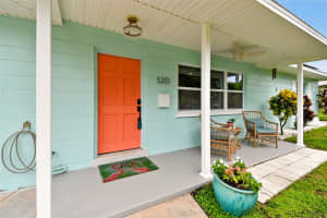 5351 35TH TERRACE, ST PETERSBURG, FL 33710 Sold 10/17/24